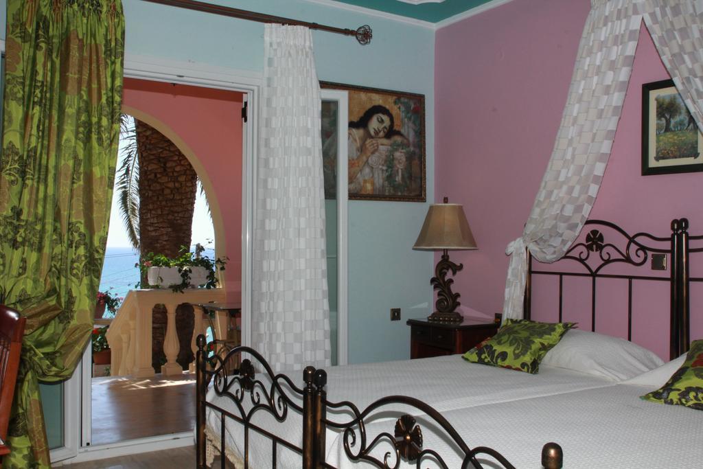 Aristotelis-Nikos Paramonas Studios Chambre photo