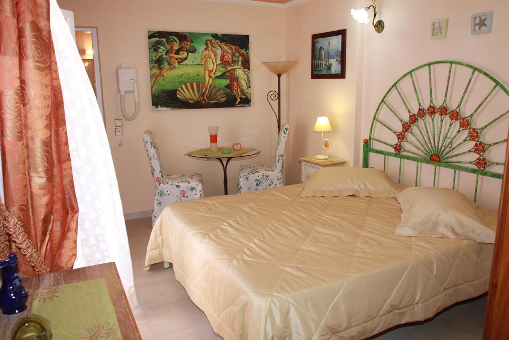Aristotelis-Nikos Paramonas Studios Chambre photo